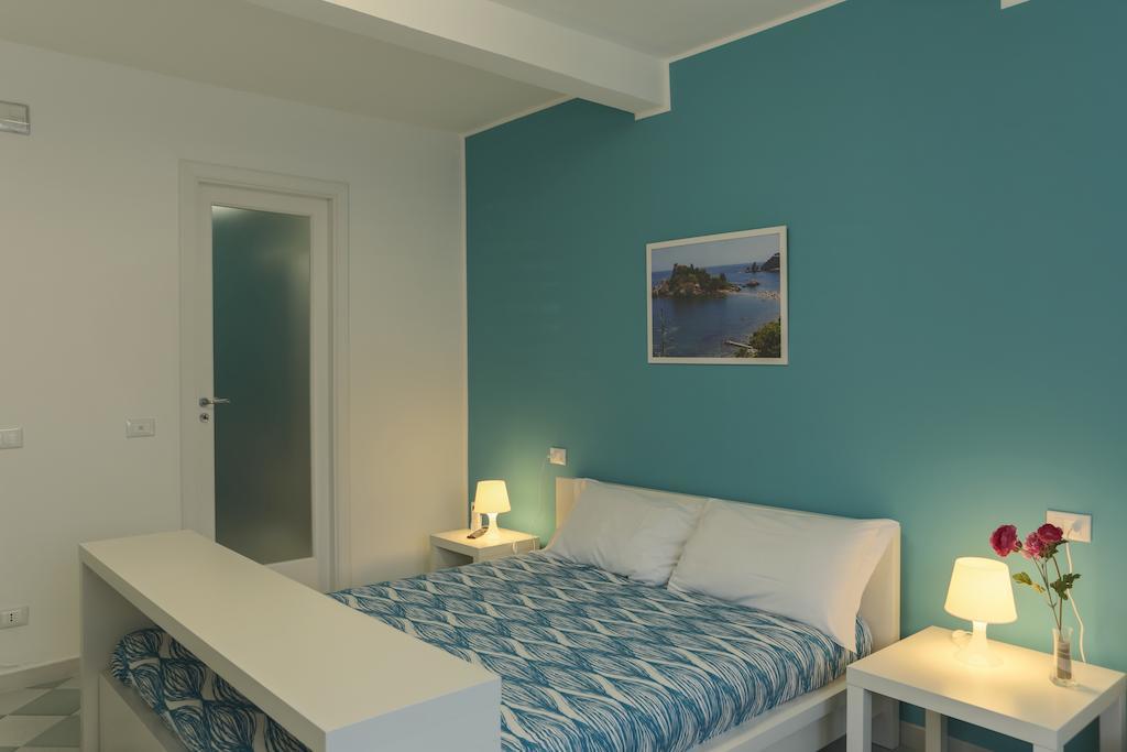 B&B Porta Della Sicilia Messina Eksteriør billede